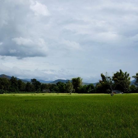 Rai Boonsom Apartment Phrao Bagian luar foto