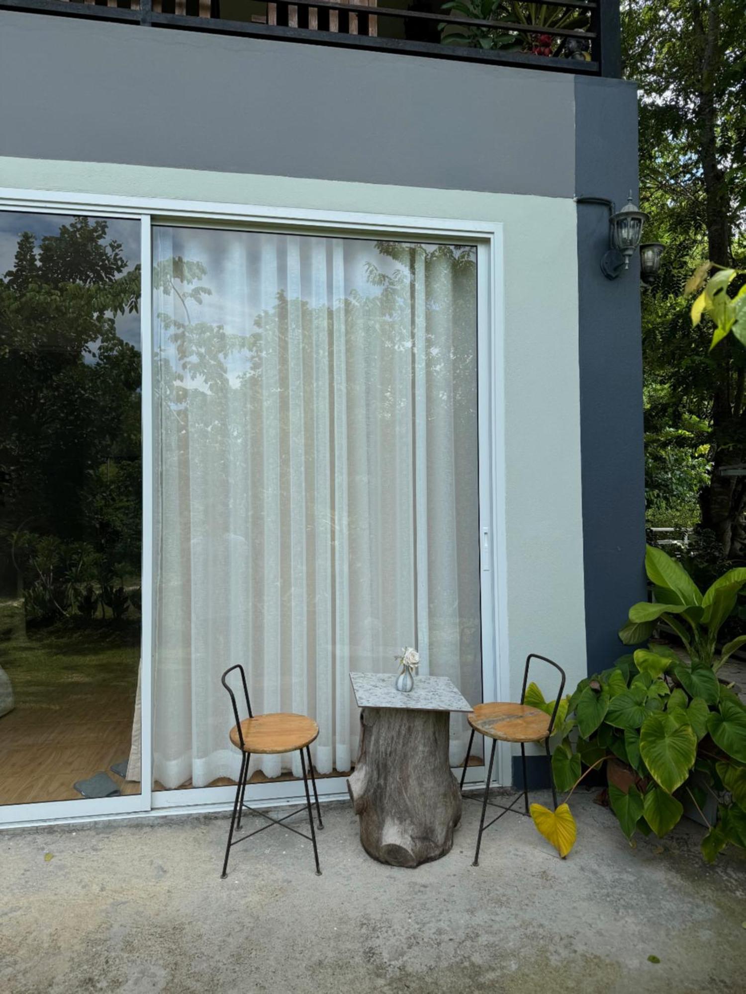 Rai Boonsom Apartment Phrao Bagian luar foto