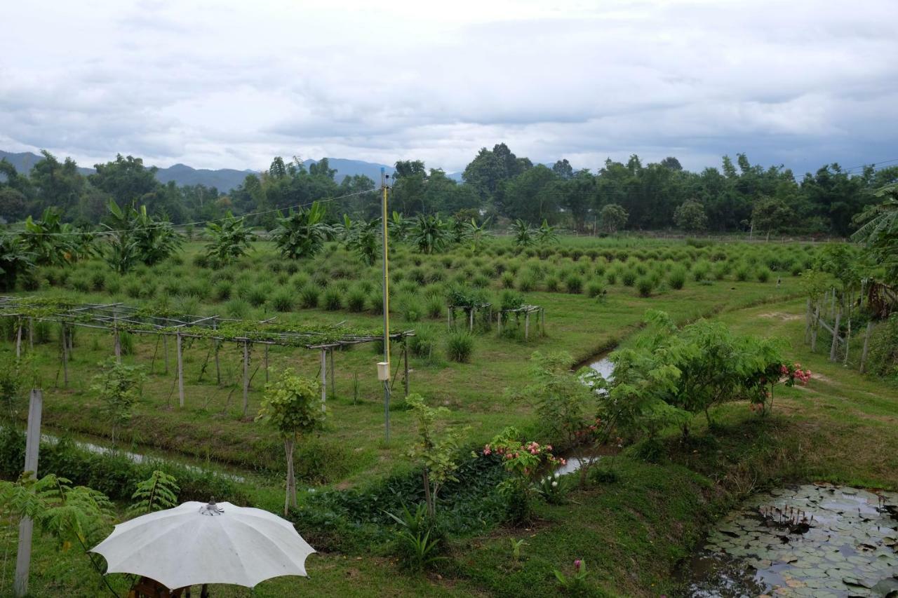 Rai Boonsom Apartment Phrao Bagian luar foto
